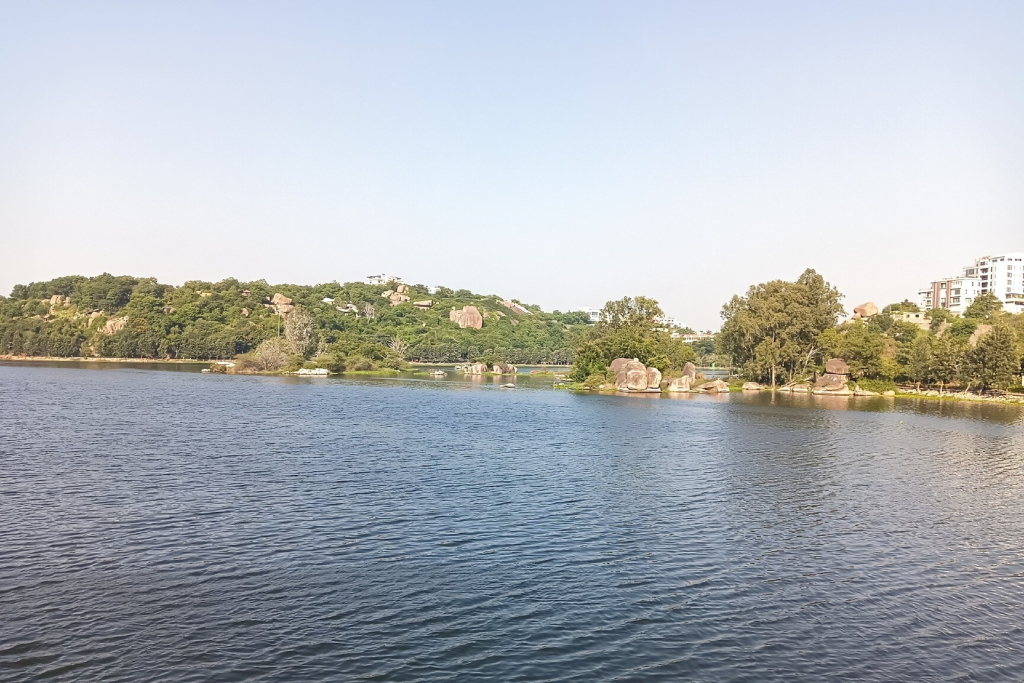 Madhapur Lake, Madhapur — landmark buyer guide featured image