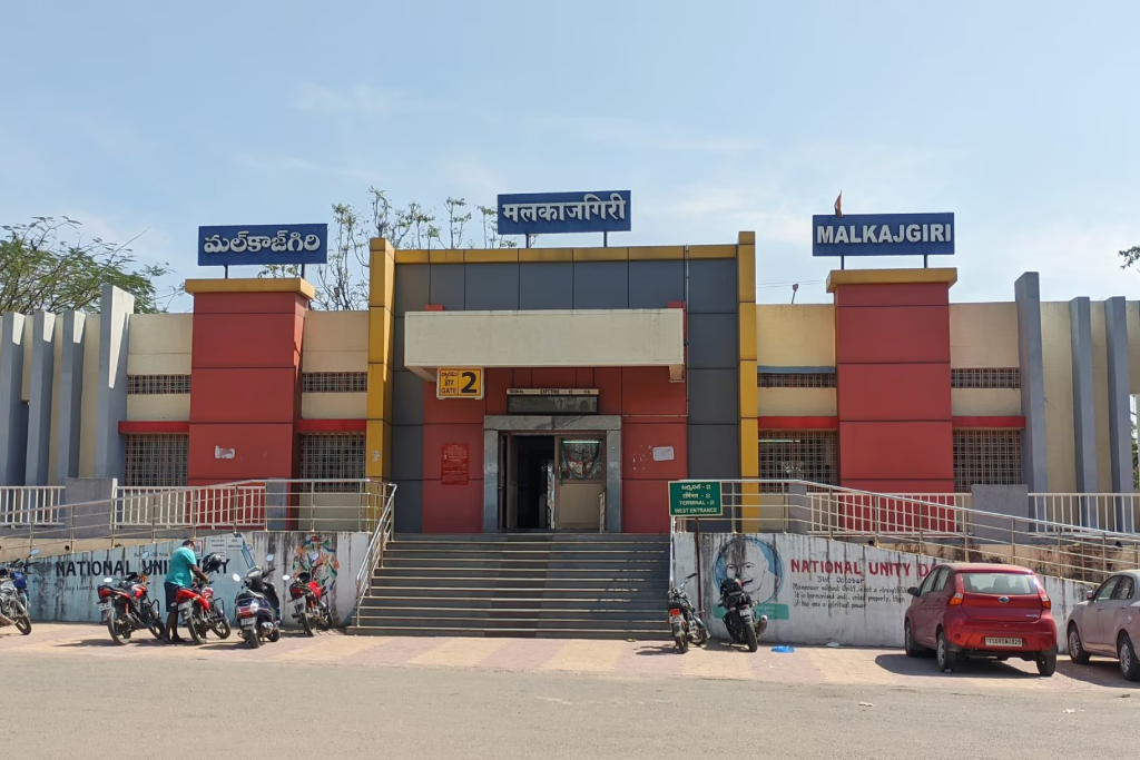 Best web designers in Hyderabad near Malkajgiri Railway Station — Moosi Web Hyderabad